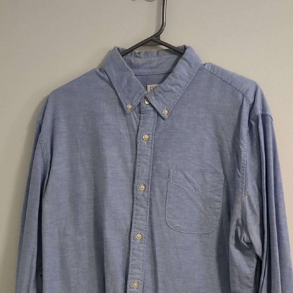 GAP Light Blue Casual Button-Down Shirt for Men